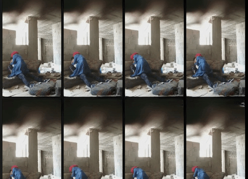 مصري عيل هربان مع صحبته من الدرس واخدها السطوح عنده بيفرشها